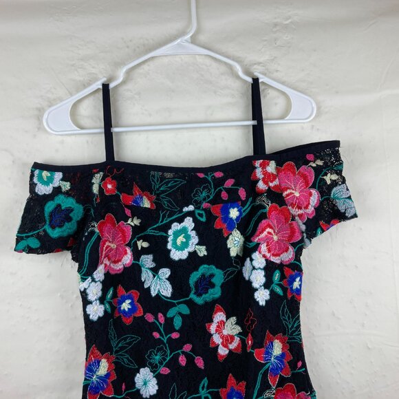 Guess Sz S Embroidered Floral Lace Dress Off Shoulder Black Colorful Flowers - Picture 3 of 7